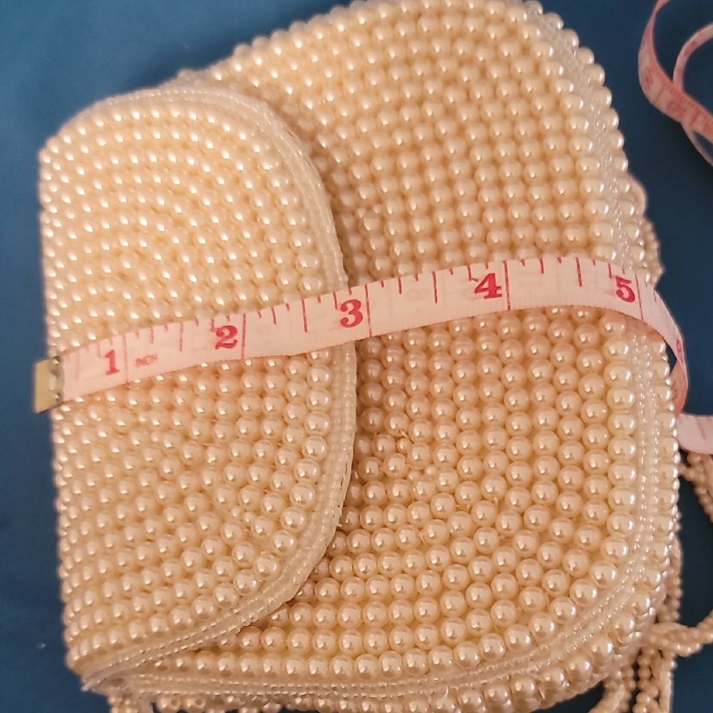 Elegant Cream Beaded Women's Bag - Picture 5 of 7